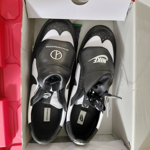Nike Black and White Sneakers